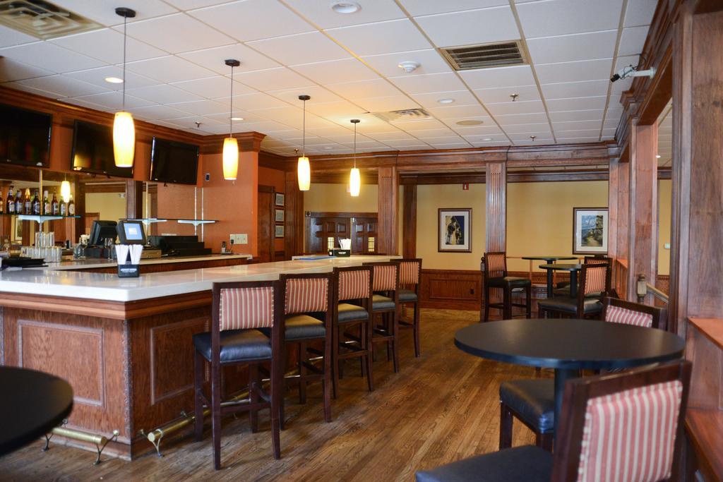Charleston Airport Hotel Север Чарлстон Ресторан фото