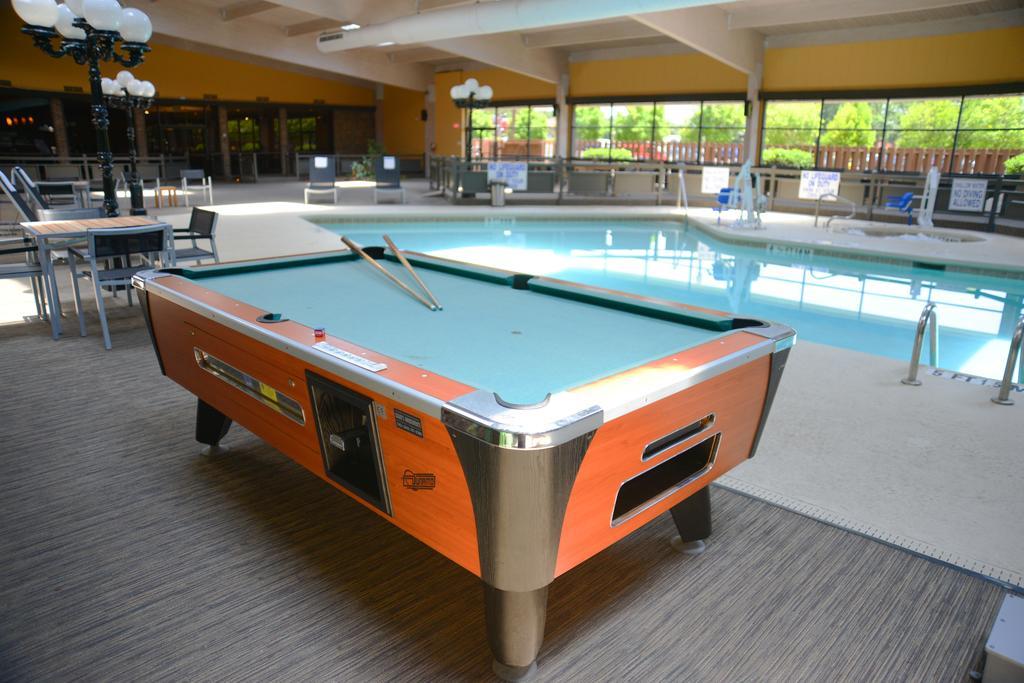 Charleston Airport Hotel Север Чарлстон Удобства фото