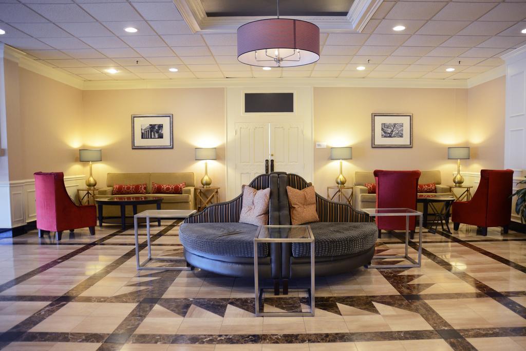 Charleston Airport Hotel Север Чарлстон Интерьер фото