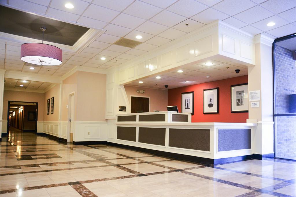 Charleston Airport Hotel Север Чарлстон Экстерьер фото