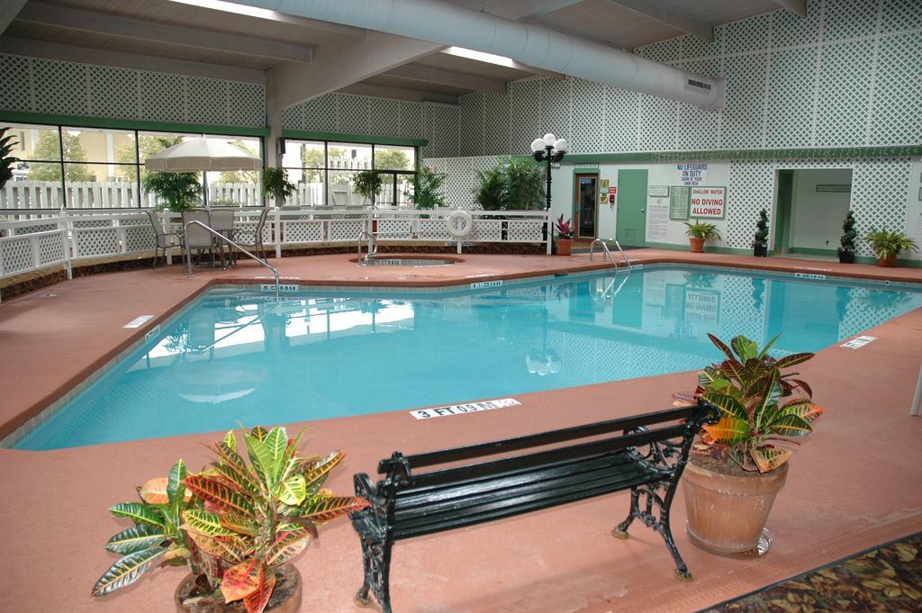 Charleston Airport Hotel Север Чарлстон Экстерьер фото